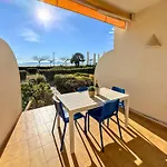 Oasis C3 Apartment Roses